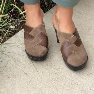 Nurture Leather Clogs